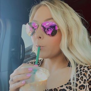 Meet your Posher, Kaylee